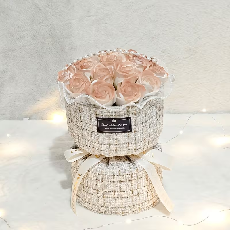 Elegancki Flower Box z Różami 🌸